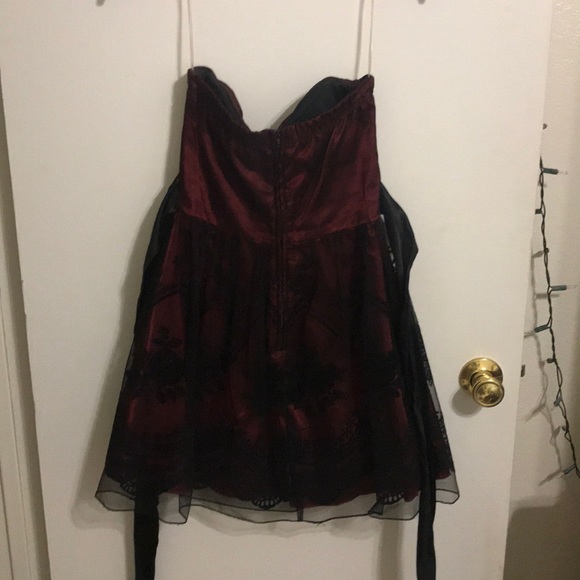 Prom Dress - Picture 2 of 3